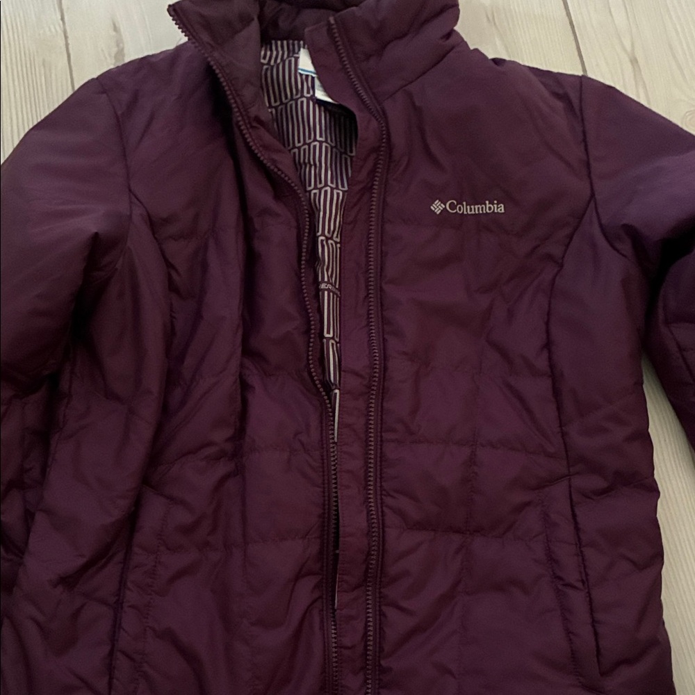 Columbia Women's Deep Burgundy Puffer Jacket